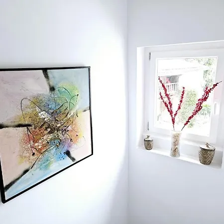 5 Pers Leon Villafane